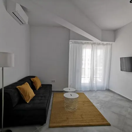 Ikarus Apartment Athens Exterior photo