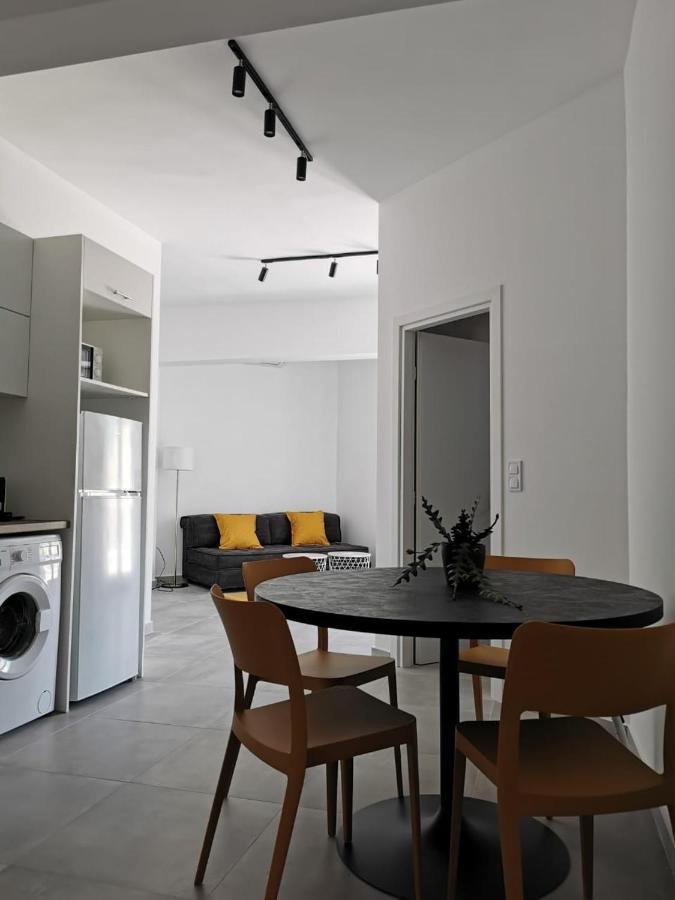 Ikarus Athens