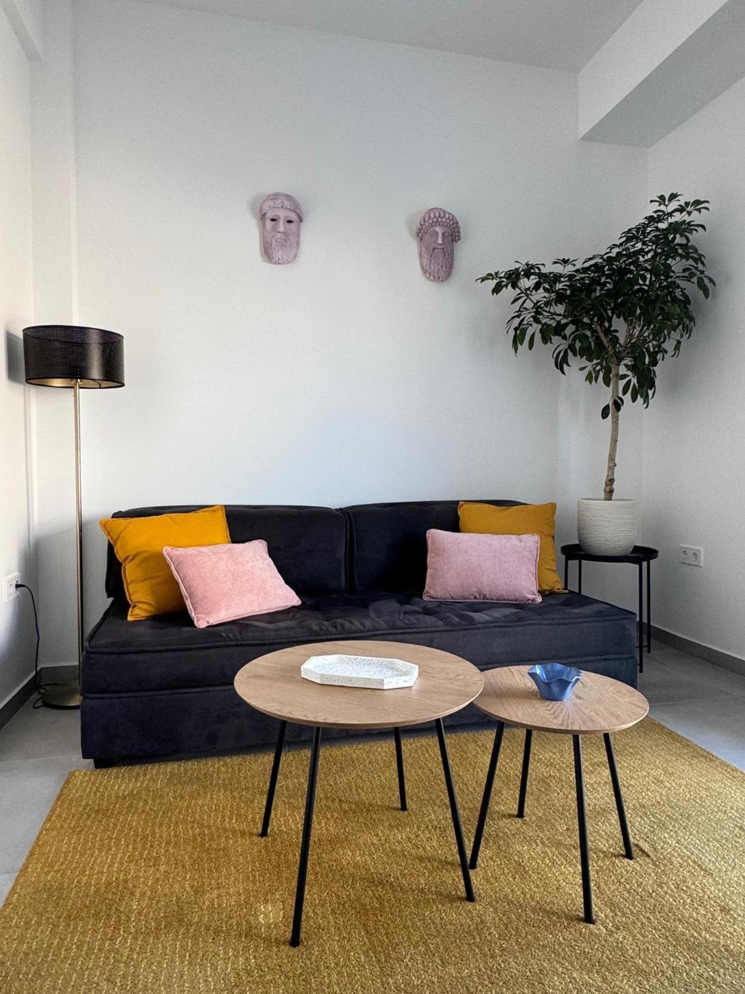 Ikarus Apartment Athens