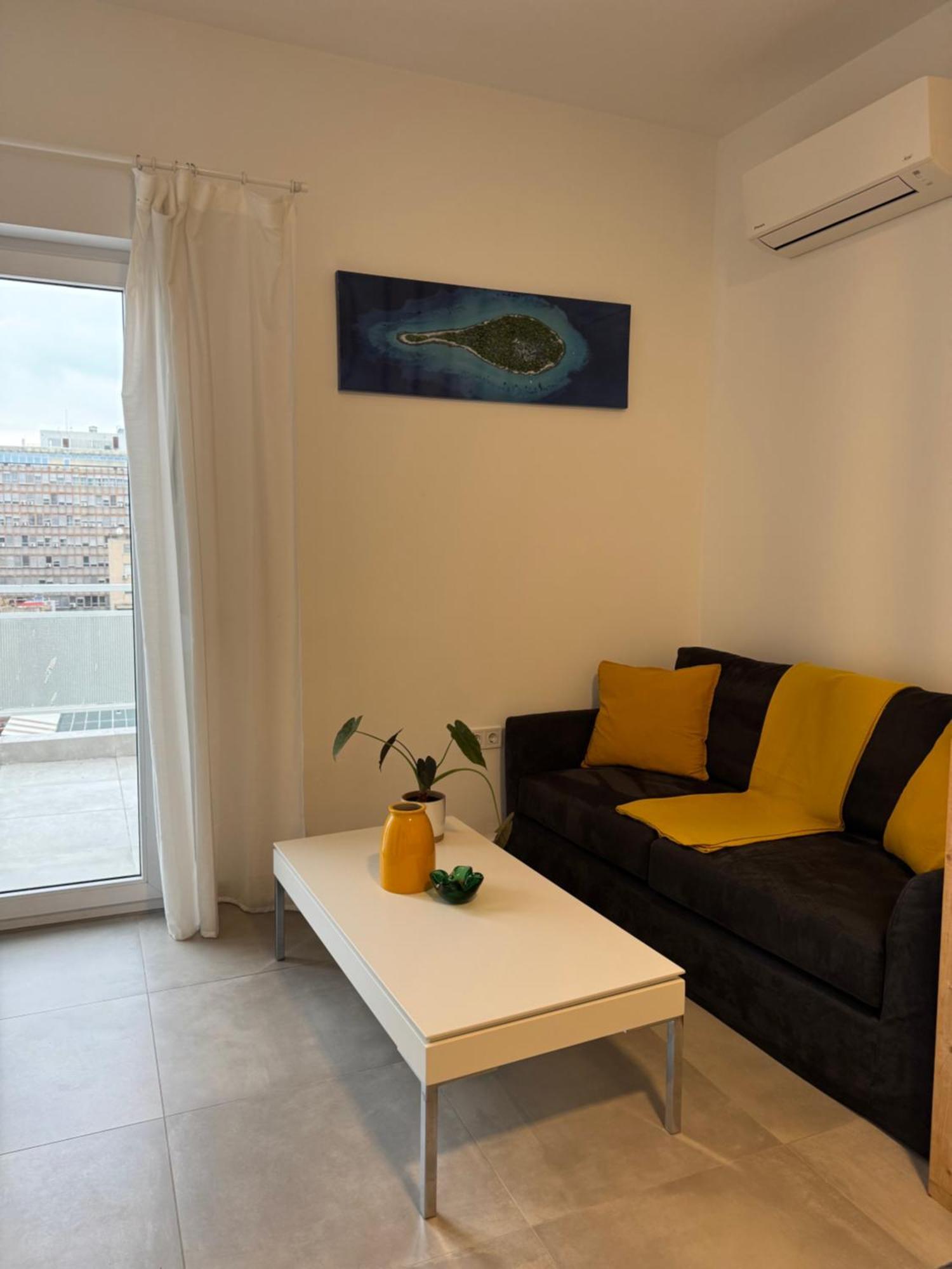 Ikarus Apartment *